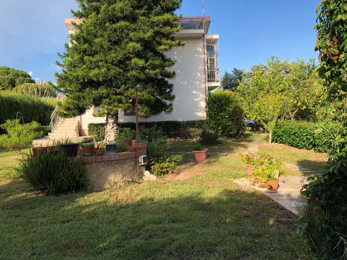 La Maison De Daniele Et Maria Daire Fontane Bianche Dış mekan fotoğraf